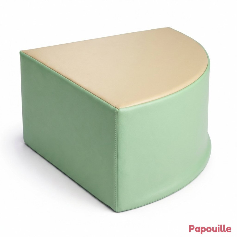 Pouf triangle en mousse imperméable assise 25 cm - Papouille