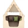 Petite maison confortable d'intérieur avec tapis de sol