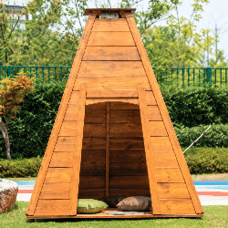 Cabane en bois tipi
